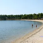 Novigrad 6951a