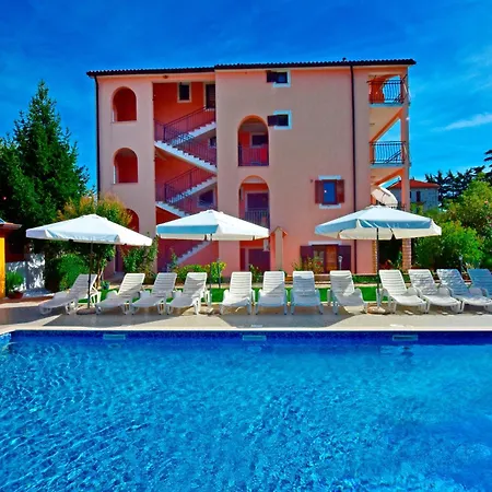 Apartment Novigrad 6951a *