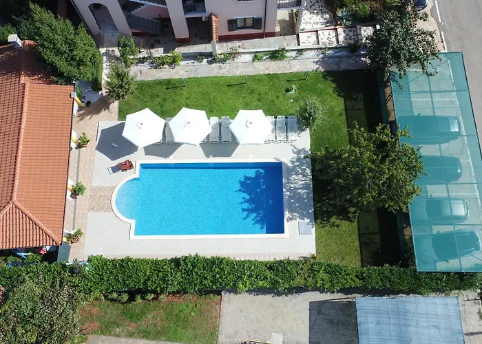 Novigrad 6951a Apartment *