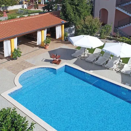Novigrad 6951a